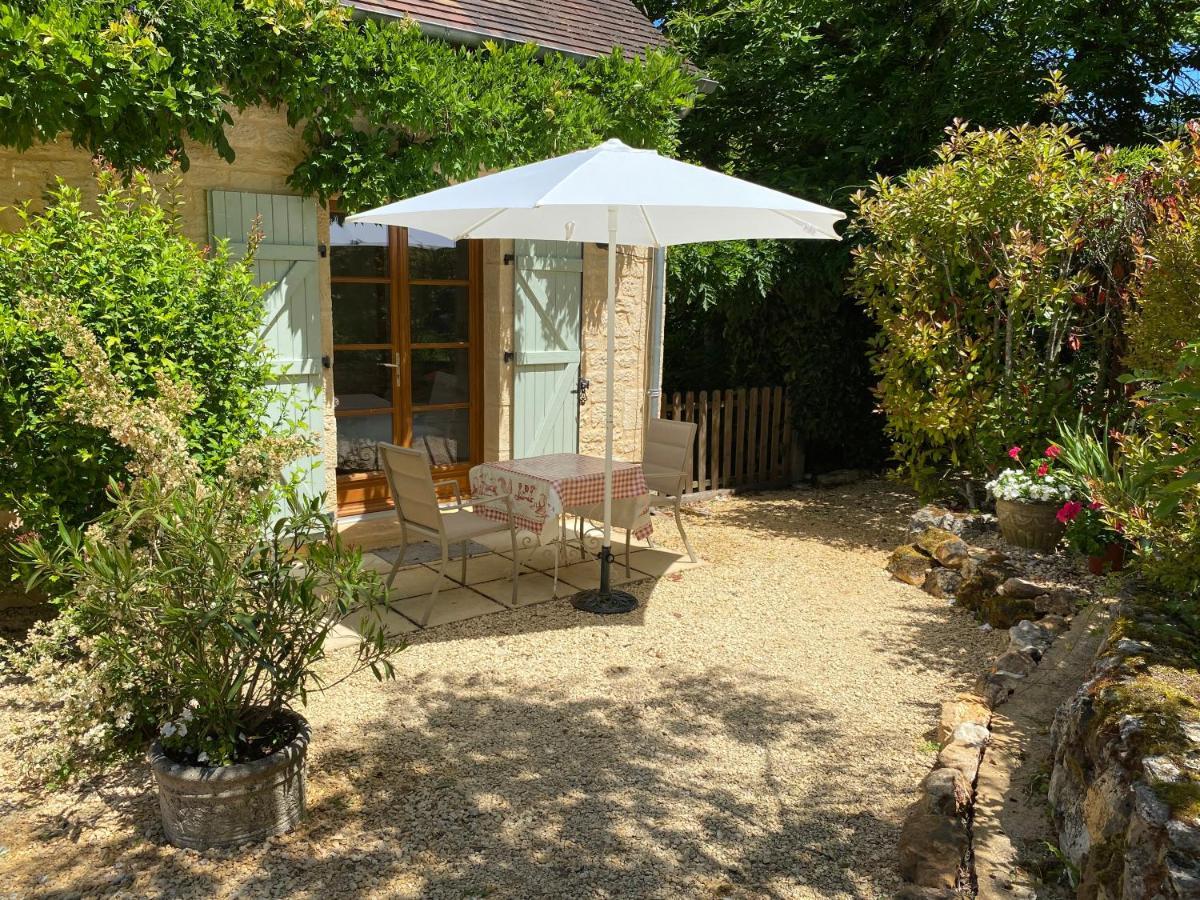 Bed and Breakfast Les Jonquilles Domme Exterior foto